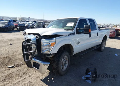 2015 Ford F-250 Xlt z USA, uszkodzony, nr VIN 1FT7W2BT8FED18346